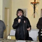 El padre Pepe di Paola, acompañado de otros curas villeros, presenta los proyectos de ayuda a embarazadas en apuros