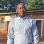 El sacerdote católico centroafricano Ludovic Berthin Kpefio