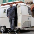 El padre Antonie Reneaut decidió lanzarse a la carretera tras escuchar al Papa su celebre: "¡Salgan, salgan fuera!".
