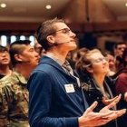 Aunque el culto a María es visto con hostilidad entre los evangélicos, algunas de las virtudes en las que insisten preparan el alma para amarla, explica Schmitz.