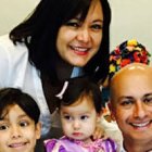 Oliver con su familia