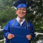 William Maillis es un chico de 11 años de inteligencia genial que quiere buscar a Dios en la astrofísica