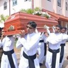 Este religioso estuvo presente en los funerales por los atentados