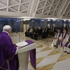 El Papa este jueves en la Casa Santa Marta, con la presencia del presidente Mattarella / Vatican Media
