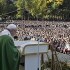 El Papa celebró misa en Kaunas ante miles de peregrinos