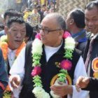 El obispo de Miao con el ministro de Educación inauguran una escuela - la diócesis ha abierto 40 en 30 años