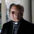 El director del Archivo Secreto Vaticano, Sergio Pagano, desmonta algunos mitos acerca de esta institución / La Vanguardia
