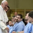 El Papa Francisco durante su visita a una cárcel en Filadelfia, EEUU, en 2015