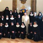 Francisco con las clarisas de Vallegloria