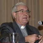 José Antonio Martínez Puche es fraile domínico, periodista y durante muchos años director de la editorial Edibesa