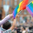 El documento vaticano pretende ayudar y apoyar a todos aquellos que se enfrentan a la imposición de la ideología de género en los colegios