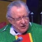 Pat Collins lleva ya muchos años atendiendo a las personas con oración de liberación y se siente desbordado... ahora entrena laicos