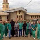 Médicos de la Asociación de Amigos de Bamenda en Camerún... pero con la violencia las Siervas de María necesitan una ambulancia médica con urgencia