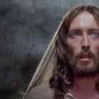 Según el cardenal Raniero Cantalamessa, el 'Jesús de Nazaret' de Franco Zeffirelli (1977, con Robert Powell en el papel de Jesús) es la versión cinematográfica que mejor conjuga la humanidad y la divinidad de Cristo, su señorío y su humildad.
