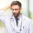 Hay médicos que piensan que legalizar la eutanasia no les afectaría... se equivocan, es un sistema que transforma la relación médico-paciente y cuidar-matar