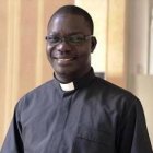 Augustine ha sido enviado a Roma a estudiar Comunicación Institucional en la Universidad de la Santa Cruz / CARF