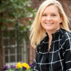 Stacie Aman se bautiza católica esta Vigilia Pascual de 2019 - ha buscado una comunidad viva y de cimientos fuertes para su familia