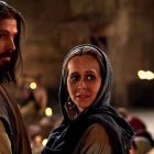 «Haced lo que Él os diga»: la intervención de María en las Bodas de Caná, aparentemente «torciendo» la voluntad de su Hijo,  es una muestra de su intercesión.