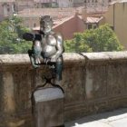 Así es como quedará la estatua del "diablillo" en Segovia, según el montaje realizado por el propio Ayuntamiento