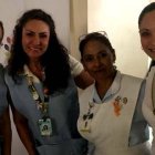 Mariana, la fundadora de Antes de Partir -a la derecha- con voluntarias y colaboradoras de la asociación