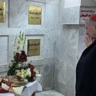 El secretario de Estado rezó ante las tumbas de los mártires de Irak