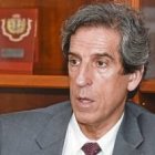 Miguel Ángel Sánchez Chillón, médico de familia, preside el Colegio de Médicos de Madrid que sermonea con una nota a las autoridades católicas