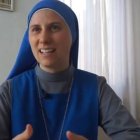 María al Pie de la Cruz es el nombre religioso que adoptó al entrar en el Instituto del Verbo Encarnado