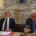 Jaime Mayor Oreja estuvo acompañado en la presentación por el catedrático Agustín Dosil