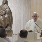 El Papa Francisco ha señalado a San Juan Bosco como un ejemplo de padre y maestro, cercano a los jóvenes y orante