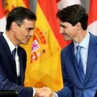 Los presidentes del Gobierno de España y Canadá, Pedro Sánchez y Justin Trudeau, coinciden en el impulso a la eutanasia: es uno de los proyectos inminentes del dirigente socialista español.