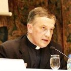Monseñor Patrick Descourtieux es un buen conocedor de la Curia Romana, a la que ha pertenecido durante muchos años en distintos destinos.