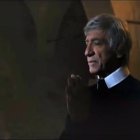 F. Murray Abraham, Oscar en 1984 al mejor actor por «Amadeus», interpretó al cardenal Newman en el biopic «The Unseen World [El mundo invisible]» (2010) , de Liana Marabini.