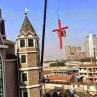 La persecución a los cristianos y sus templos sigue produciéndose en China