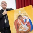 El cardenal Sturla presenta las balconeras navideñas que ponen a Jesús y a la Sagrada Familia a la vista de los habitantes de Montevideo