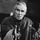 El obispo Fulton Sheen convirtió a miles de personas a través de sus predicaciones en radio y televisión y de sus impactantes homilías, piezas de excelente oratoria sagrada.