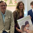 De izquierda a derecha, el doctor Ricardo Abengózar, la doctora María Lombarte, y Álvaro Ortega, director de Fertilitas.