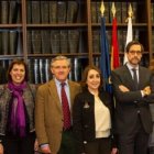 Algunos de los 13 miembros del Comité de Bioética de España en 2019