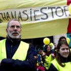 Manifestación contra la eutanasia en Bélgica - se pasó de 900 a 2.700 en 10 años, y 450 ni siquiera eran enfermos terminales... pendiente resbaladiza