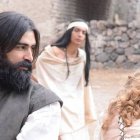 La niña se mató ensayando un  número circense con cuchillos... pero la Virgen la resucitó ante testigos... un milagro documentado