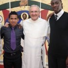 Martínez Puche, con seminaristas del Redemptoris Mater de Costa de Marfil, donde fue cuatro años director espirituaol