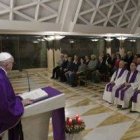 Francisco predicó sobre la gracia de aceptar la capacidad de Dios de hacer florecer el desierto y concebir a la estéril