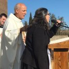 El padre José Pedro Manglano y la hermana Marimí, caras visibles de Hakuna y de las HAM durante la celebración conjunta