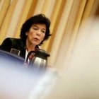 La ministra de Educación realizó el anuncio durante la Comisión de Educación del Congreso / EFE