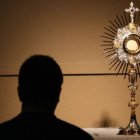 La aplicación ayudará a quienes lo deseen a encontrar un lugar en el que el Santísimo esté expuesto