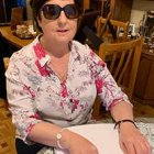 María José Vaquero, leyendo en braille