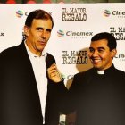 Juan Manuel Cotelo, entrevistado por el sacerdote youtuber Padre Sam en el estreno de «El mayor regalo» en México.