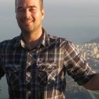 Hudson Byblow propone la vía de la virtud y la castidad con Dios, y los hermanos en la fe como una familia