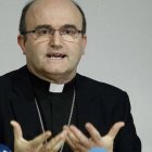 El obispo de San Sebastián, José Ignacio Munilla, siempre muy activo