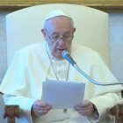 La preferencia por los pobres está en el Evangelio, dijo el Papa: no es algo opcional.