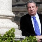 Francisco Vázquez, durante décadas dirigente del PSOE, dice que el partido abandona sus valores con la eutanasia y su radicalismo contra la vida